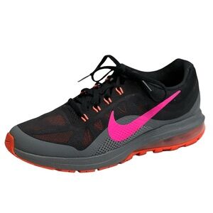 NIKE Women's Air Max Dynasty 2